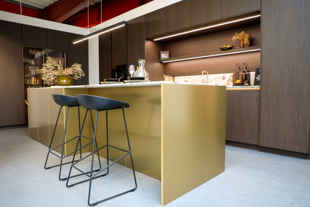 fitted kitchens Daventry┃Eat Soak Sleep